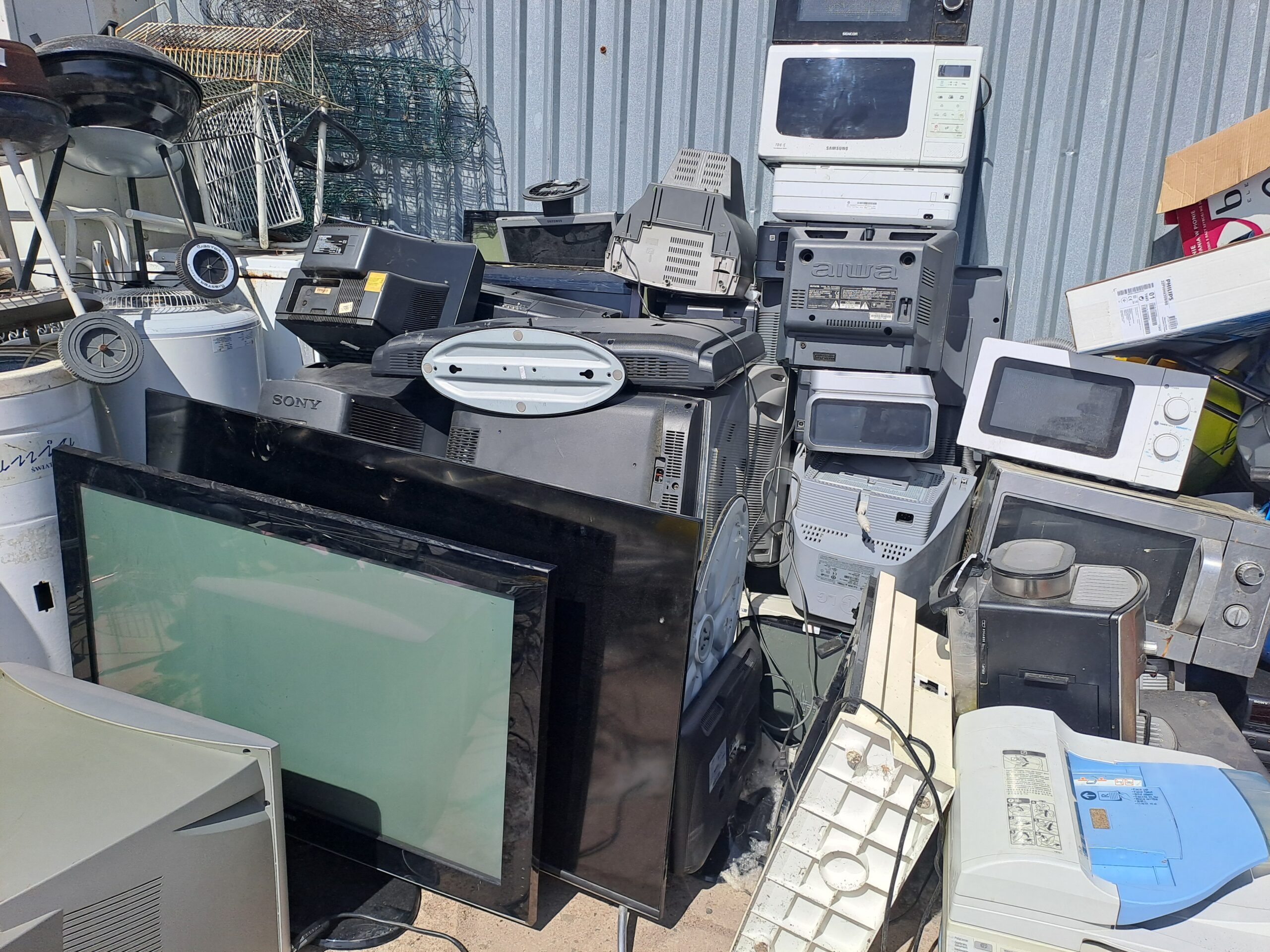 Poszukujemy podmiotu na odbiór i zagospodarowanie zużytego sprzętu elektrycznego i elektronicznego